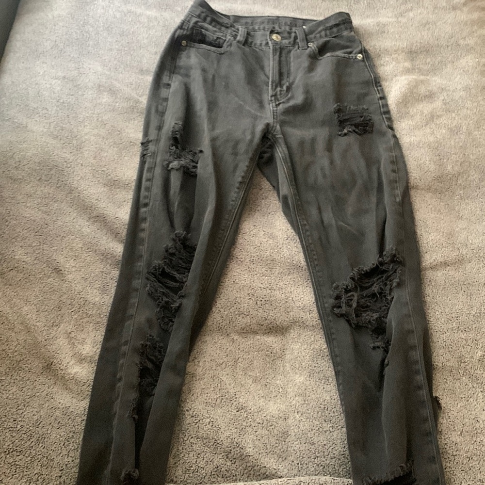 Black American Eagle mom jeans